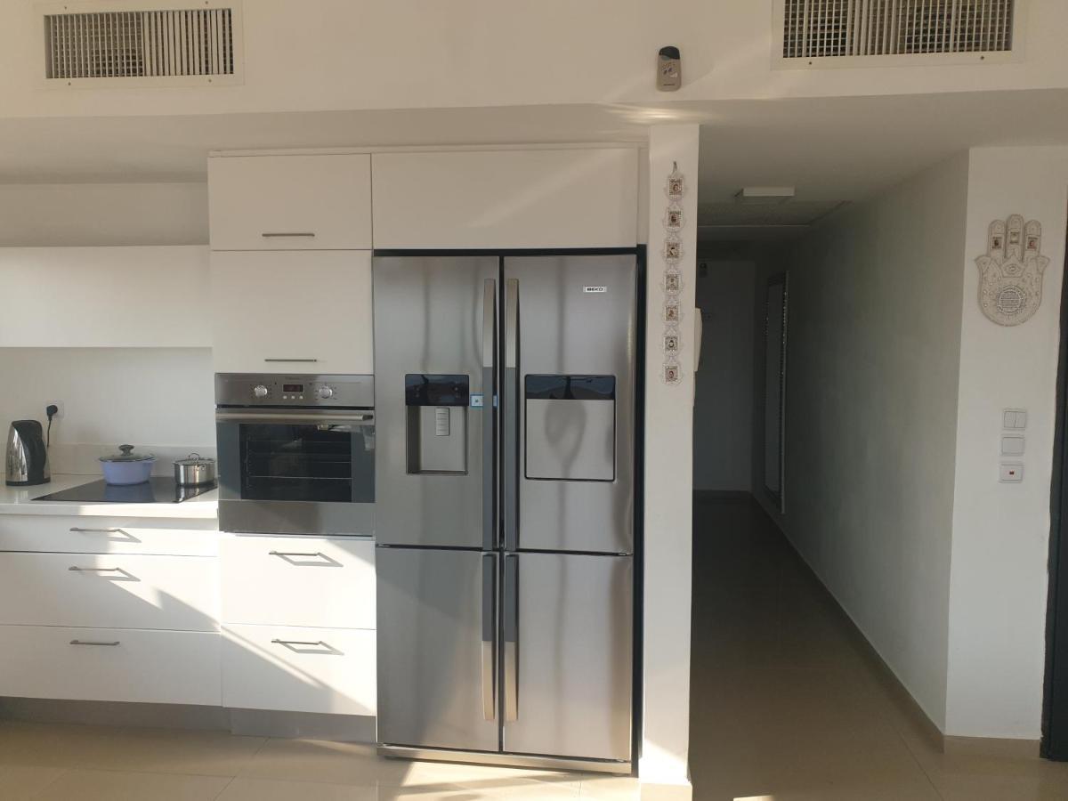 Luxury Exclusive Top Class Apartment On The Sea With Best Sea View And Jacuzzi רק למשפחות !!!! 엘라트 외부 사진