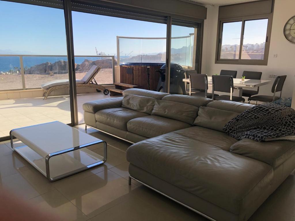 Luxury Exclusive Top Class Apartment On The Sea With Best Sea View And Jacuzzi רק למשפחות !!!! 엘라트 외부 사진